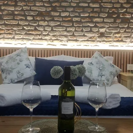 Center 2 Apartment *